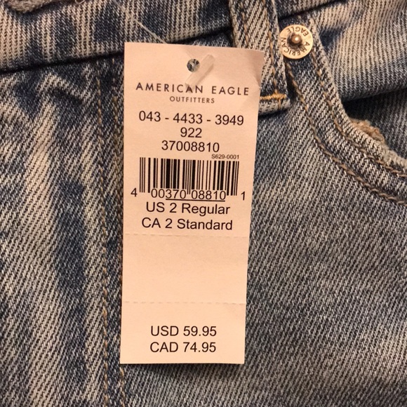 American Eagle Curvy Mom Jean with Stretch - Picture 3 of 3